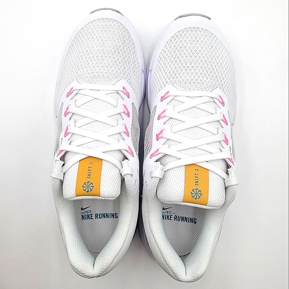 Nike White and Pink Women's Sneakers - Picture 4 of 8
